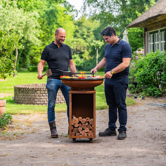 BBQ Plancha Grill Corten steel 8mm Camarada 2.0 - With poker and wood storage Ø70cm