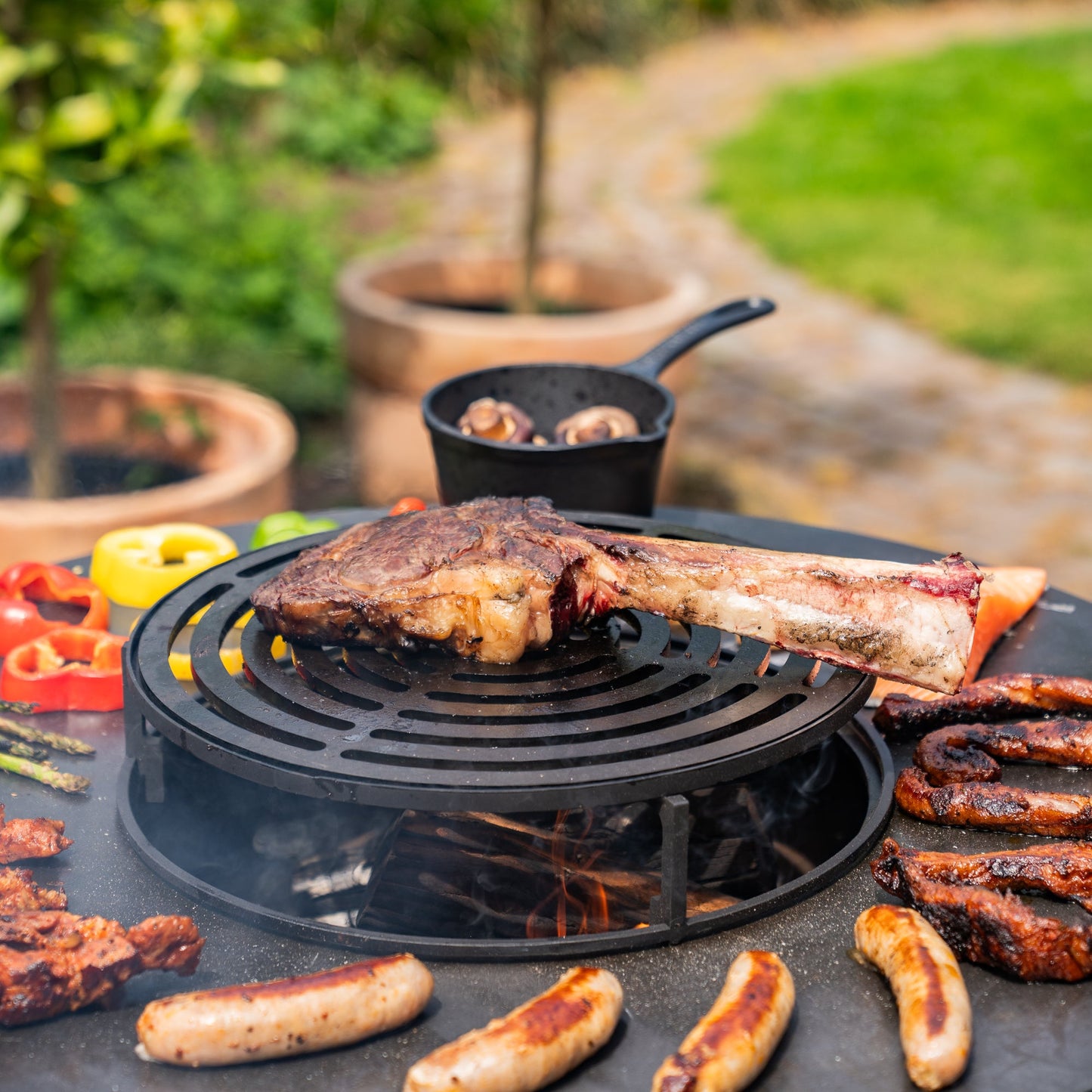 BBQ Plancha Grill Hermano XXL Corten steel - With poker and wood storage Ø80cm 8mm