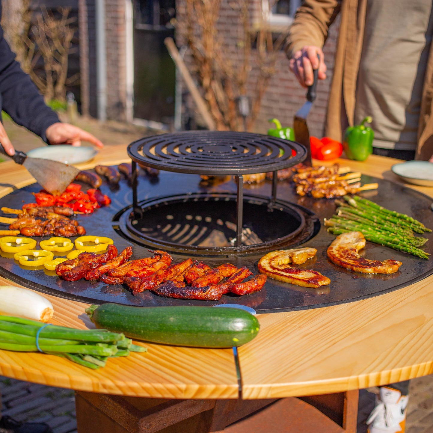 BBQ Plancha Grill Maestro XXXL Ø100cm Cortensteel - with wooden ring (Mesa)