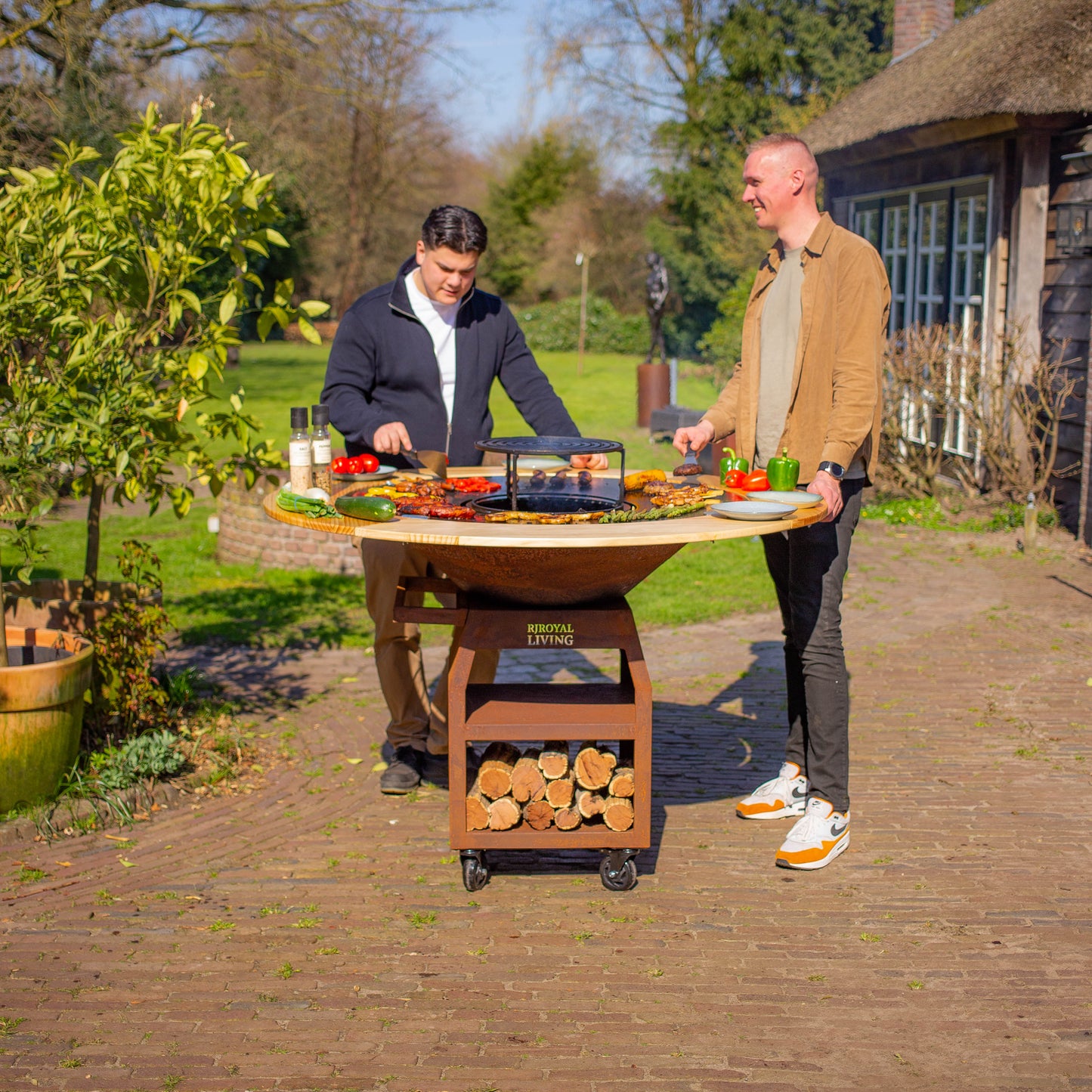 BBQ Plancha Grill Maestro XXXL Ø100cm Cortensteel - with wooden ring (Mesa)