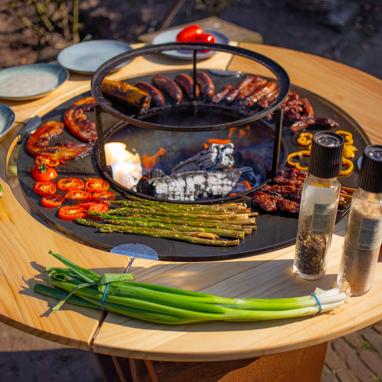 BBQ Plancha Grill Maestro Ø70cm Corten steel - Plancha With Wooden Ring Mesa