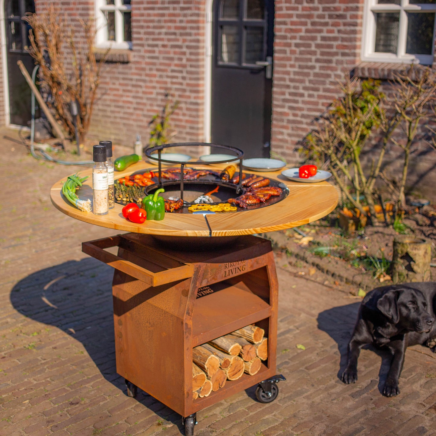 BBQ Plancha Grill Maestro Ø70cm Corten steel - Plancha With Wooden Ring Mesa